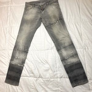 DSquared2 destruction skinny fit jeans